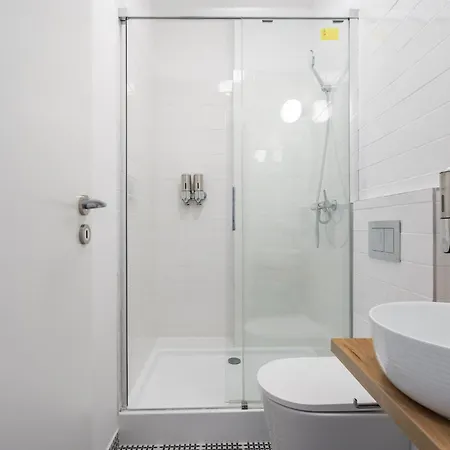 Cute Apartman Bukarest