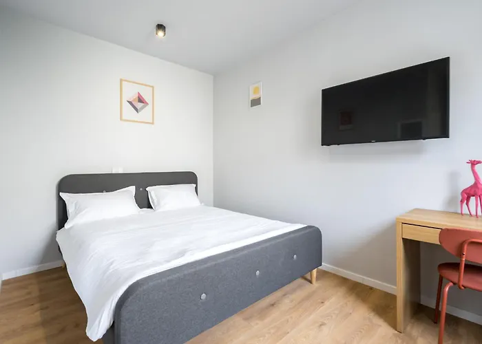 Cute ブカレスト