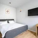 Cute Bukareszt